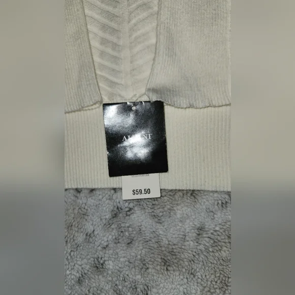 NWT! ALFANI SWEATER !! - Picture 2 of 6